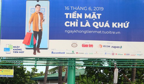 Những chuyện thú vị về cà thẻ, xài ví điện tử - Ảnh 1. Những chuyện thú vị về cà thẻ, xài ví điện tử - Ảnh 1.