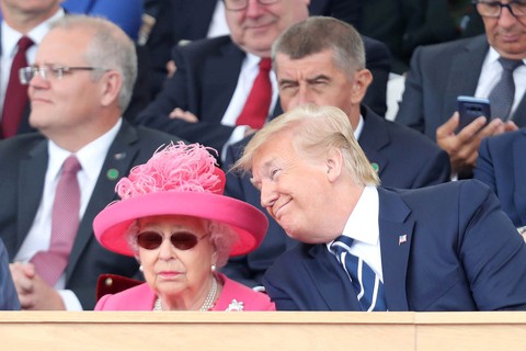 Ông Trump: ‘Gặp tôi là sự kiện vui nhất 25 năm qua của Nữ hoàng Anh’ - Ảnh 1. Ông Trump: ‘Gặp tôi là sự kiện vui nhất 25 năm qua của Nữ hoàng Anh’ - Ảnh 1.