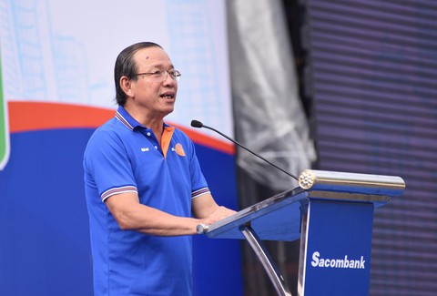 Hàng ngàn VĐV dự Giải việt dã hưởng ứng Ngày không tiền mặt - Ảnh 25. Hàng ngàn VĐV dự Giải việt dã hưởng ứng Ngày không tiền mặt - Ảnh 25.