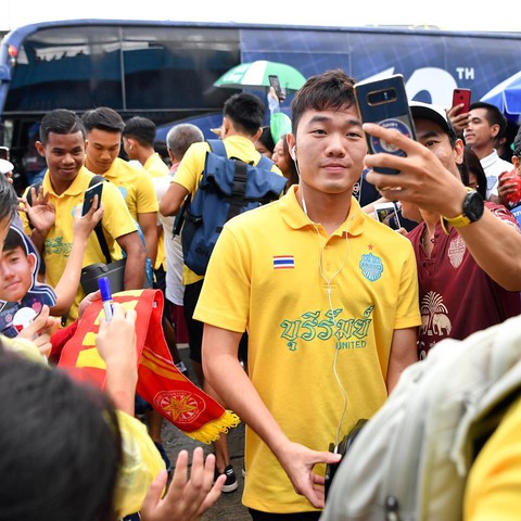 Văn Lâm nhận 2 bàn thua, Xuân Trường ngồi ngoài trận thứ 2 sau Kings Cup - Ảnh 1. Văn Lâm nhận 2 bàn thua, Xuân Trường ngồi ngoài trận thứ 2 sau Kings Cup - Ảnh 1.
