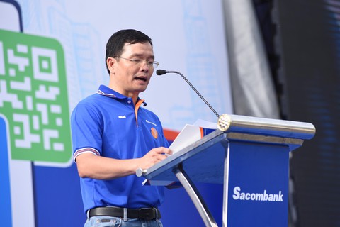Hàng ngàn VĐV dự Giải việt dã hưởng ứng Ngày không tiền mặt - Ảnh 26. Hàng ngàn VĐV dự Giải việt dã hưởng ứng Ngày không tiền mặt - Ảnh 26.