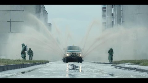 Phim về thảm họa hạt nhân Chernobyl: Sự khẩn thiết của sự thật - Ảnh 1.