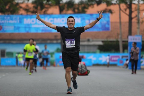 Chạy lan tỏa những điều tốt đẹp - Ảnh 1. Chạy lan tỏa những điều tốt đẹp - Ảnh 1.