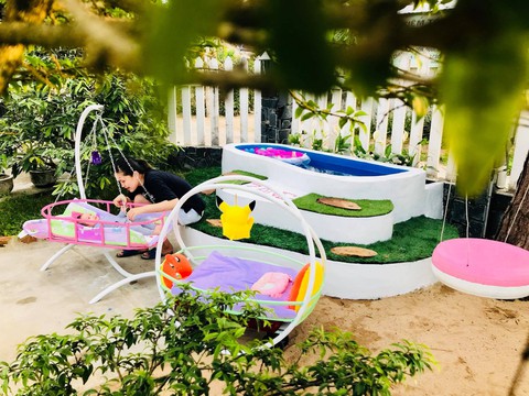 Thầy giáo tự tay làm tàu lượn mini, xích đu... cho con gái - Ảnh 3. Thầy giáo tự tay làm tàu lượn mini, xích đu... cho con gái - Ảnh 3.