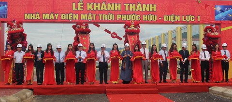 Ninh Thuận khánh thành nhà máy điện mặt trời thứ 6 - Ảnh 2. Ninh Thuận khánh thành nhà máy điện mặt trời thứ 6 - Ảnh 2.