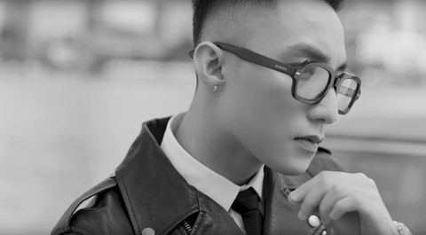 Không để fan đợi thêm, Sơn Tùng công bố Sky tour 2019 - Ảnh 1. Không để fan đợi thêm, Sơn Tùng công bố Sky tour 2019 - Ảnh 1.