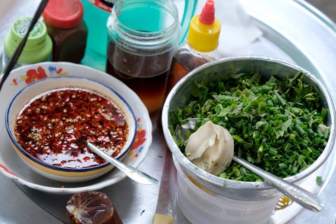 Vật đổi sao dời nhưng bánh canh chị Nga vẫn ngon như 20 năm trước - Ảnh 3. Vật đổi sao dời nhưng bánh canh chị Nga vẫn ngon như 20 năm trước - Ảnh 3.