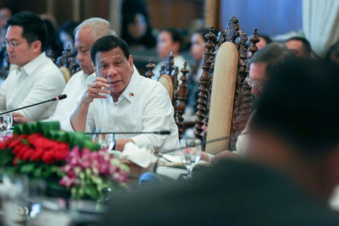 Philippines cầu cứu Liên Hiệp Quốc vụ tàu cá bị đâm chìm - Ảnh 2. Philippines cầu cứu Liên Hiệp Quốc vụ tàu cá bị đâm chìm - Ảnh 2.