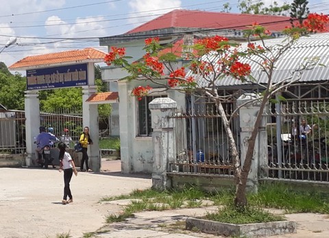 Đề nghị truy tố thầy giáo lợi dụng dạy thêm dâm ô học sinh - Ảnh 1. Đề nghị truy tố thầy giáo lợi dụng dạy thêm dâm ô học sinh - Ảnh 1.