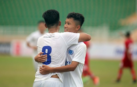 Em họ Công Phượng chơi nổi bật tại VCK U15 quốc gia 2019 - Ảnh 1. Em họ Công Phượng chơi nổi bật tại VCK U15 quốc gia 2019 - Ảnh 1.
