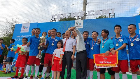 Ông Park Hang Seo hứa sẽ làm hết mình vì bóng đá Việt Nam - Ảnh 10. Ông Park Hang Seo hứa sẽ làm hết mình vì bóng đá Việt Nam - Ảnh 10.