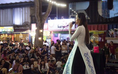 Lô tô và những bóng hồng chuyển giới - Kỳ 7: 10 năm phiêu bạt của Tâm Thảo - Ảnh 4. Lô tô và những bóng hồng chuyển giới - Kỳ 7: 10 năm phiêu bạt của Tâm Thảo - Ảnh 4.