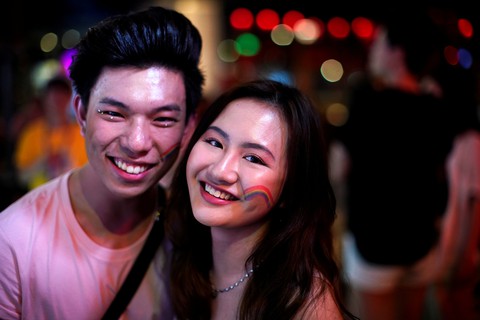 ‘Nền kinh tế cầu vồng đến 300 tỉ đô ở Trung Quốc - Ảnh 1. ‘Nền kinh tế cầu vồng đến 300 tỉ đô ở Trung Quốc - Ảnh 1.