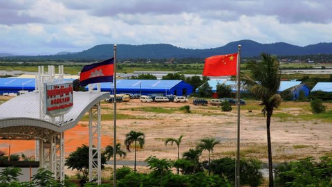 Mỹ vạch mặt hàng Trung Quốc chui vào Campuchia để né thuế - Ảnh 1. Mỹ vạch mặt hàng Trung Quốc chui vào Campuchia để né thuế - Ảnh 1.