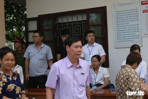 Bác sĩ Hoàng Công Lương bị tuyên phạt 30 tháng tù - Ảnh 5. Bác sĩ Hoàng Công Lương bị tuyên phạt 30 tháng tù - Ảnh 5.