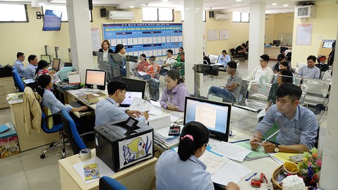 Tiêu chí cán bộ không được vô cảm: Khai mở văn hóa từ chức? - Ảnh 1. Tiêu chí cán bộ không được vô cảm: Khai mở văn hóa từ chức? - Ảnh 1.