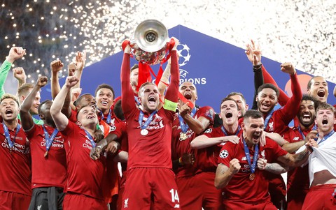 Liverpool tưng bừng ăn mừng chức vô địch Champions League - Ảnh 7. Liverpool tưng bừng ăn mừng chức vô địch Champions League - Ảnh 7.
