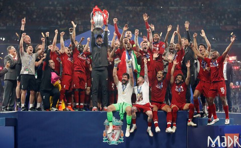 Liverpool tưng bừng ăn mừng chức vô địch Champions League - Ảnh 9. Liverpool tưng bừng ăn mừng chức vô địch Champions League - Ảnh 9.