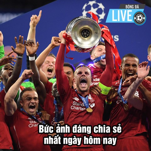 CĐV Liverpool ‘sướng’ vì đội nhà xóa được cái dớp thất bại để đăng quang - Ảnh 10. CĐV Liverpool ‘sướng’ vì đội nhà xóa được cái dớp thất bại để đăng quang - Ảnh 10.