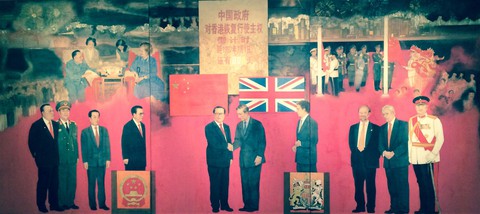 Khủng hoảng ở Hong Kong: Không chỉ do luật dẫn độ - Ảnh 1. Khủng hoảng ở Hong Kong: Không chỉ do luật dẫn độ - Ảnh 1.