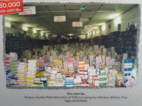 Sách lậu, sách giả sẽ hủy diệt xuất bản Việt Nam, hủy diệt tri thức - Ảnh 1. Sách lậu, sách giả sẽ hủy diệt xuất bản Việt Nam, hủy diệt tri thức - Ảnh 1.