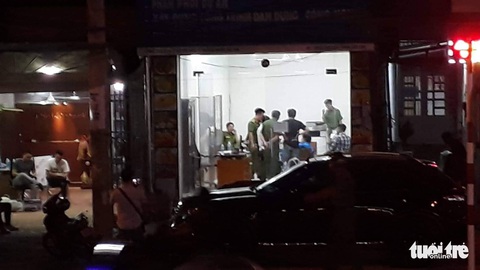 Khám xét công ty chủ doanh nghiệp kêu giang hồ vây xe chở công an - Ảnh 5. Khám xét công ty chủ doanh nghiệp kêu giang hồ vây xe chở công an - Ảnh 5.