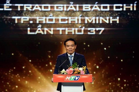 Báo Tuổi Trẻ đoạt 8 giải báo chí TP.HCM lần thứ 37 - Ảnh 1. Báo Tuổi Trẻ đoạt 8 giải báo chí TP.HCM lần thứ 37 - Ảnh 1.