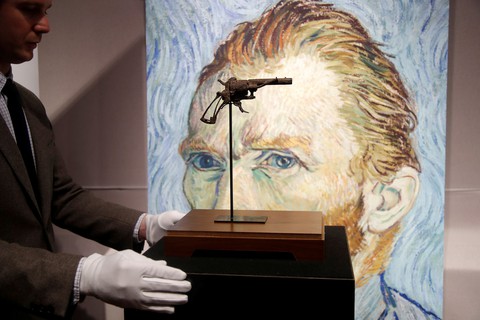 Khẩu súng giết Van Gogh bán giá cao gấp 3 dự kiến - Ảnh 1. Khẩu súng giết Van Gogh bán giá cao gấp 3 dự kiến - Ảnh 1.