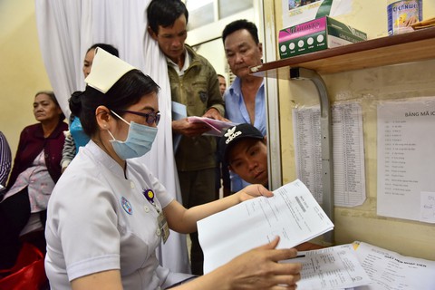 Xem hồ sơ sức khỏe trên điện thoại - Ảnh 1. Xem hồ sơ sức khỏe trên điện thoại - Ảnh 1.