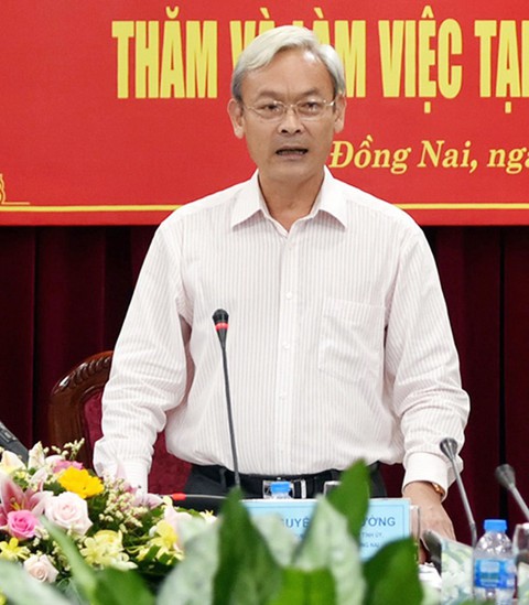 Bí thư Tỉnh ủy Đồng Nai nói về vụ giang hồ vây xe chở công an - Ảnh 1. Bí thư Tỉnh ủy Đồng Nai nói về vụ giang hồ vây xe chở công an - Ảnh 1.