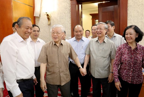 Tổng bí thư, Chủ tịch nước Nguyễn Phú Trọng chủ trì họp Bộ Chính trị - Ảnh 3. Tổng bí thư, Chủ tịch nước Nguyễn Phú Trọng chủ trì họp Bộ Chính trị - Ảnh 3.