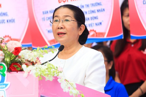 Mang chuyên môn làm đẹp cho đời - Ảnh 3. Mang chuyên môn làm đẹp cho đời - Ảnh 3.