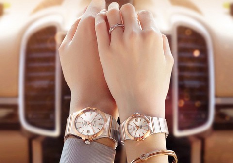 Đồng hồ cặp đôi - để thời gian đong đầy yêu thương - Ảnh 1. Đồng hồ cặp đôi - để thời gian đong đầy yêu thương - Ảnh 1.