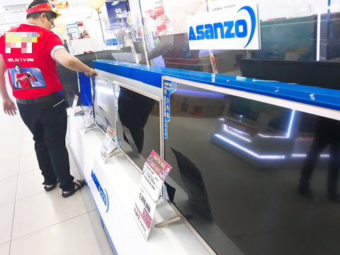 Một số nhà bán lẻ tạm ngưng kinh doanh, chờ phản hồi từ Asanzo - Ảnh 1. Một số nhà bán lẻ tạm ngưng kinh doanh, chờ phản hồi từ Asanzo - Ảnh 1.