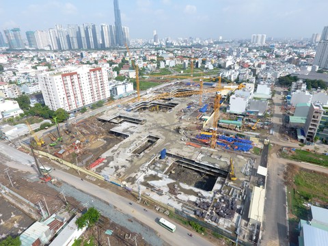 Dự án gần 1.300 căn hộ bị xử phạt do xây trái phép - Ảnh 1. Dự án gần 1.300 căn hộ bị xử phạt do xây trái phép - Ảnh 1.