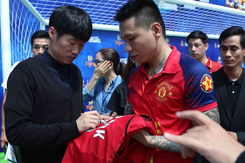 Park Ji Sung: Bóng đá VN có thể học Hàn Quốc để vào tốp đầu châu Á - Ảnh 1. Park Ji Sung: Bóng đá VN có thể học Hàn Quốc để vào tốp đầu châu Á - Ảnh 1.