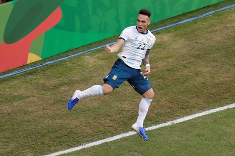 Đá bại Qatar, Argentina vào tứ kết Copa America 2019 - Ảnh 1. Đá bại Qatar, Argentina vào tứ kết Copa America 2019 - Ảnh 1.