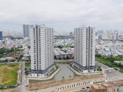 Vay 900 triệu để mua nhà lãi suất chỉ 4,7%/năm, cần điều kiện gì? - Ảnh 1. Vay 900 triệu để mua nhà lãi suất chỉ 4,7%/năm, cần điều kiện gì? - Ảnh 1.