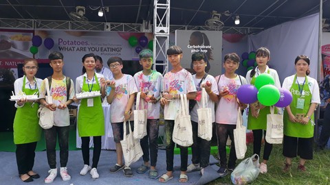 Lễ hội Color Me Run 2019 - Ảnh 1. Lễ hội Color Me Run 2019 - Ảnh 1.