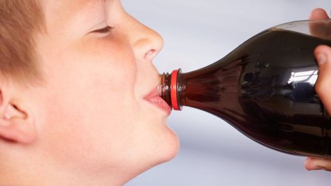 Bé 10 tuổi đã cao huyết áp, gan nhiễm mỡ - vì sao nên nỗi? - Ảnh 1. Bé 10 tuổi đã cao huyết áp, gan nhiễm mỡ - vì sao nên nỗi? - Ảnh 1.