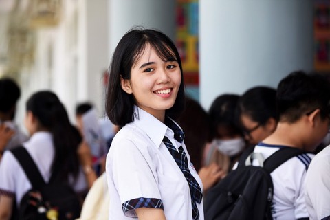 Hình ảnh thí sinh tươi tắn đi thi - Ảnh 7. Hình ảnh thí sinh tươi tắn đi thi - Ảnh 7.