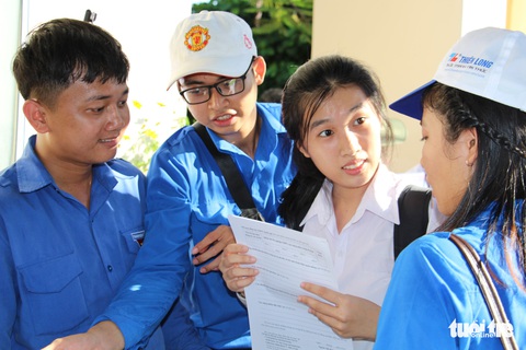 Tình nguyện viên - tình bạn không thể quên của thí sinh cả nước - Ảnh 9. Tình nguyện viên - tình bạn không thể quên của thí sinh cả nước - Ảnh 9.