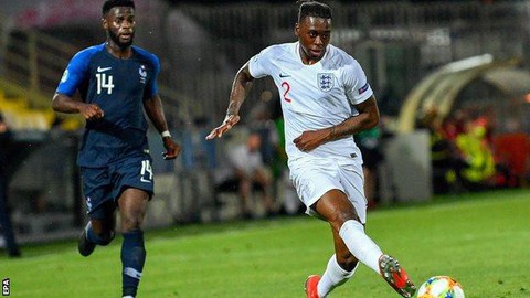 Manchester United có sao trẻ Wan-Bissaka giá 50 triệu bảng Anh - Ảnh 1. Manchester United có sao trẻ Wan-Bissaka giá 50 triệu bảng Anh - Ảnh 1.