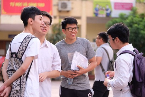 Mời bạn đọc xem đề vật lý THPT quốc gia 2019 - Ảnh 1. Mời bạn đọc xem đề vật lý THPT quốc gia 2019 - Ảnh 1.