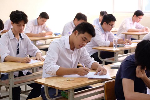 Đáp án môn vật lý thi THPT quốc gia - Ảnh 3. Đáp án môn vật lý thi THPT quốc gia - Ảnh 3.