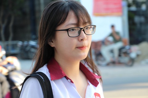 150 phút thi lý, hóa, sinh, đón đọc đề và gợi ý bài giải trên Tuổi Trẻ Online - Ảnh 7. 150 phút thi lý, hóa, sinh, đón đọc đề và gợi ý bài giải trên Tuổi Trẻ Online - Ảnh 7.