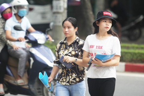 Gần nửa triệu thí sinh thi khoa học xã hội: Atlat sẽ cân cả vũ trụ! - Ảnh 9. Gần nửa triệu thí sinh thi khoa học xã hội: Atlat sẽ cân cả vũ trụ! - Ảnh 9.