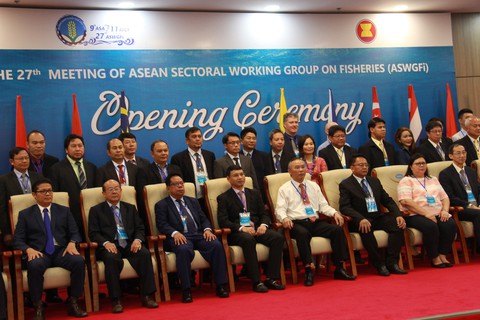 Trưởng phái đoàn Philippines cảm ơn ngư dân Việt Nam - Ảnh 2. Trưởng phái đoàn Philippines cảm ơn ngư dân Việt Nam - Ảnh 2.