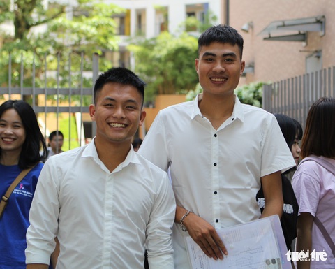 Nụ cười tỏa nắng sau mùa thi, chúng ta tạm biệt thời học sinh đáng nhớ! - Ảnh 30. Nụ cười tỏa nắng sau mùa thi, chúng ta tạm biệt thời học sinh đáng nhớ! - Ảnh 30.