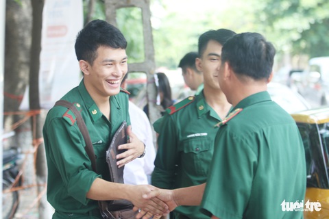 Nụ cười tỏa nắng sau mùa thi, chúng ta tạm biệt thời học sinh đáng nhớ! - Ảnh 27. Nụ cười tỏa nắng sau mùa thi, chúng ta tạm biệt thời học sinh đáng nhớ! - Ảnh 27.
